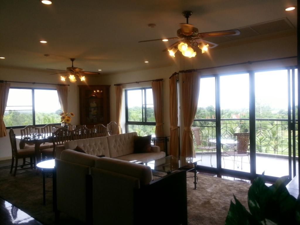 Seastar Properties Rayong Room photo